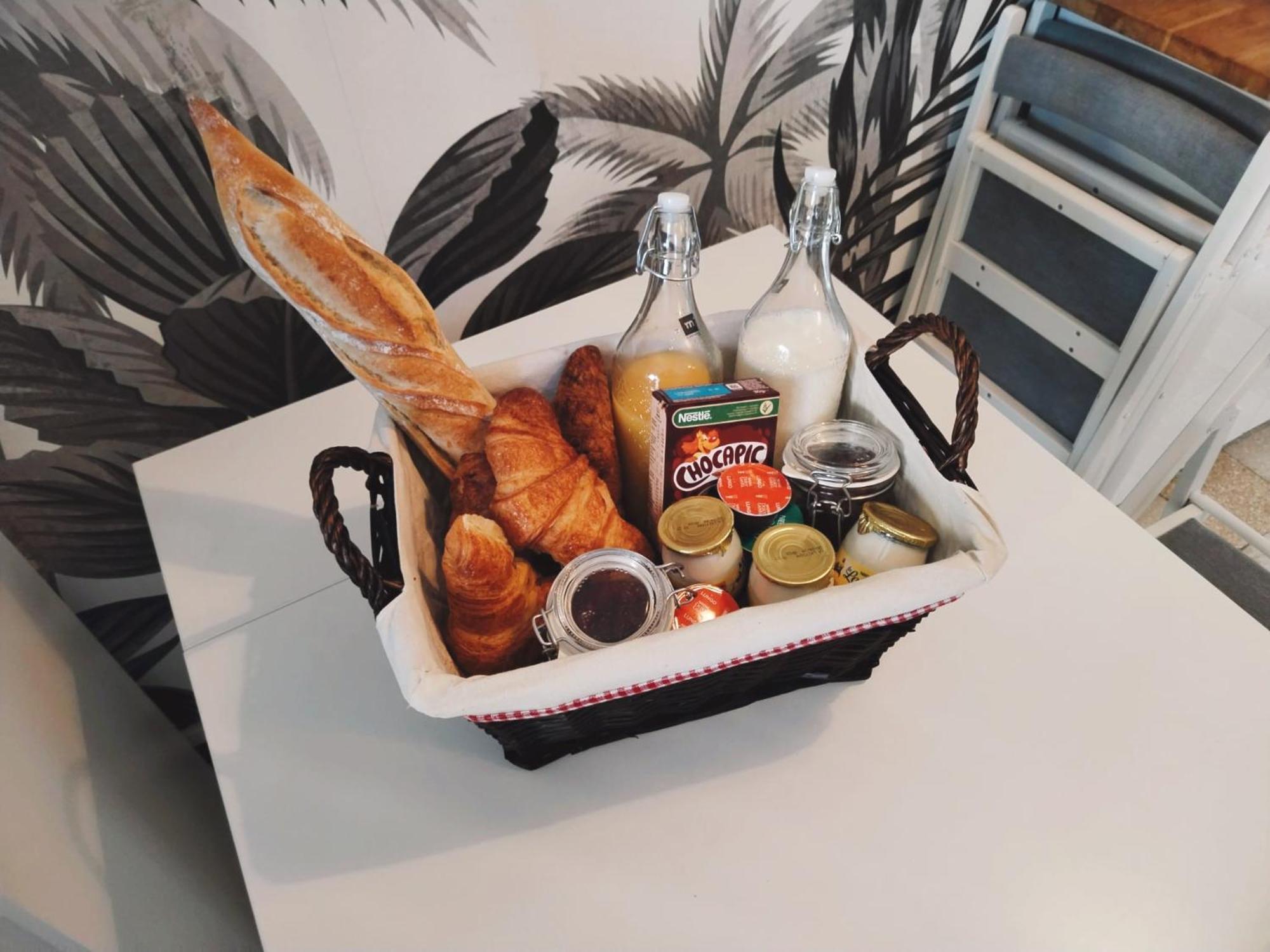 Narbonne Studio Lamarobile Avec Jardin Et Terrasse Proche Des Grands Buffets, Du Centre Ville Et De La Gare Dış mekan fotoğraf